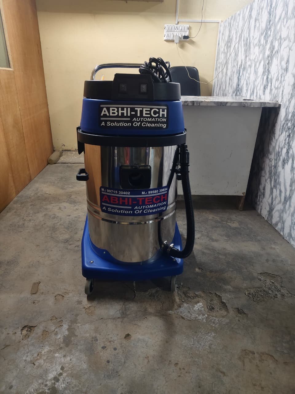 AC Refrigerant Recovery Machine