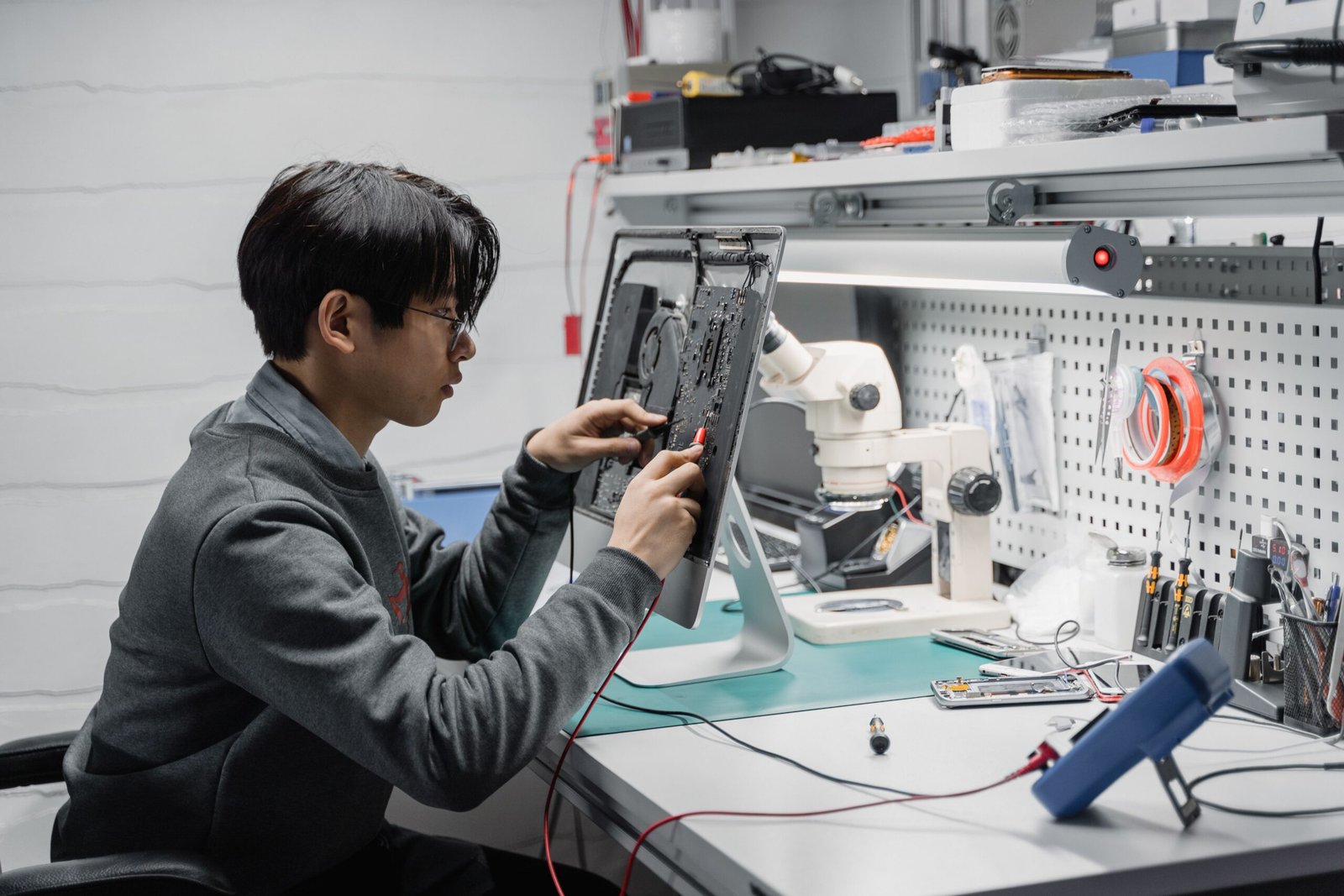 New Era Technology Workshop Support